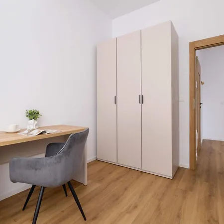 Sloneczna Z Parkingiem W Katowicach By Renters *