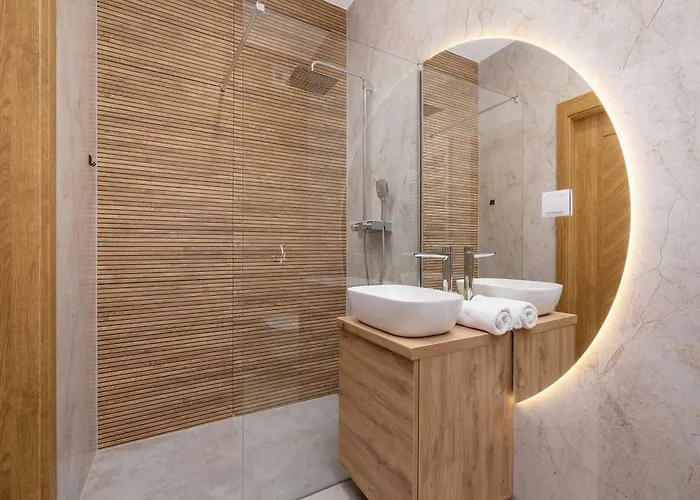 Sloneczna Z Parkingiem W Katowicach By Renters